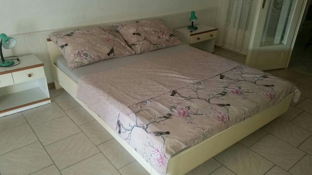Apartmani Royal Zganec Crikvenica Exterior foto